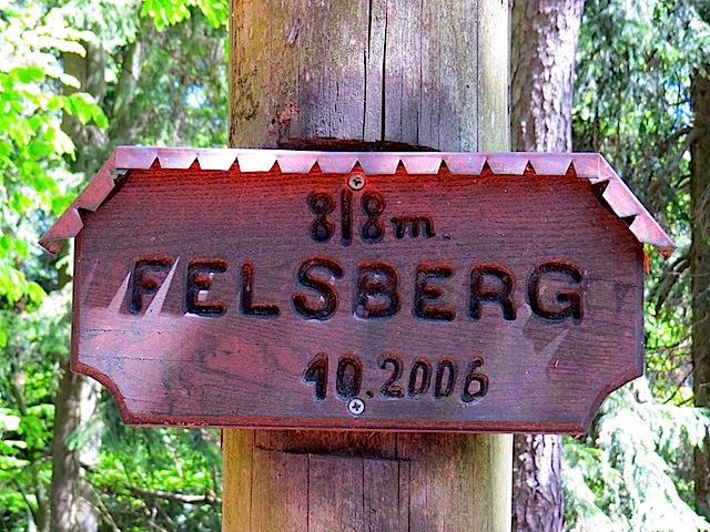 Gipfelkreuz Felsberg