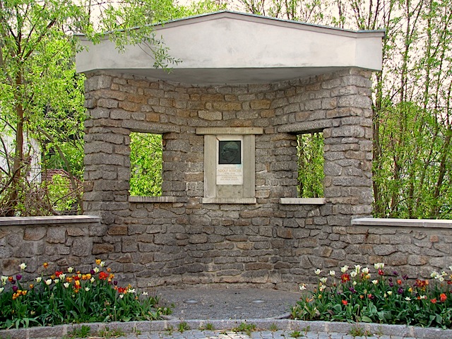 Adolf Kirchl Denkmal